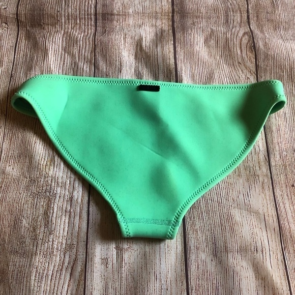 Triangl Green Bikini Bottoms - Picture 4 of 6